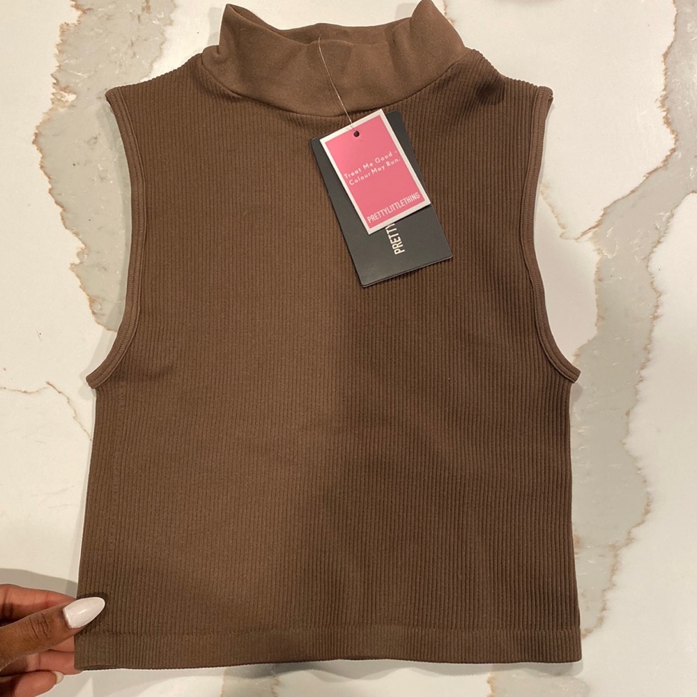 Cute shape wear style top
